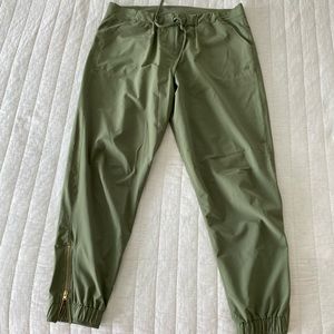 Albion Fit Jetsetter Jogger Pants